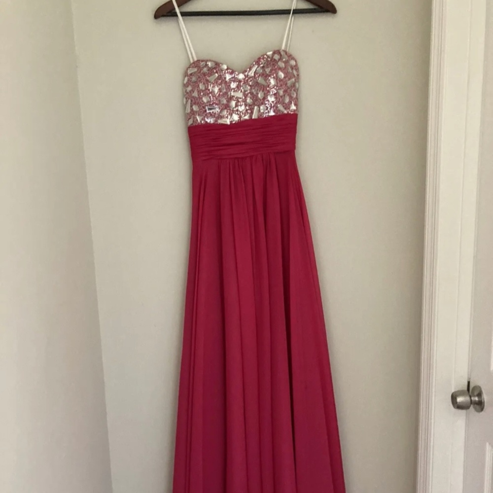 Blondie Strapless Pink Sequin A-line Prom/Formal Dress Size 0
